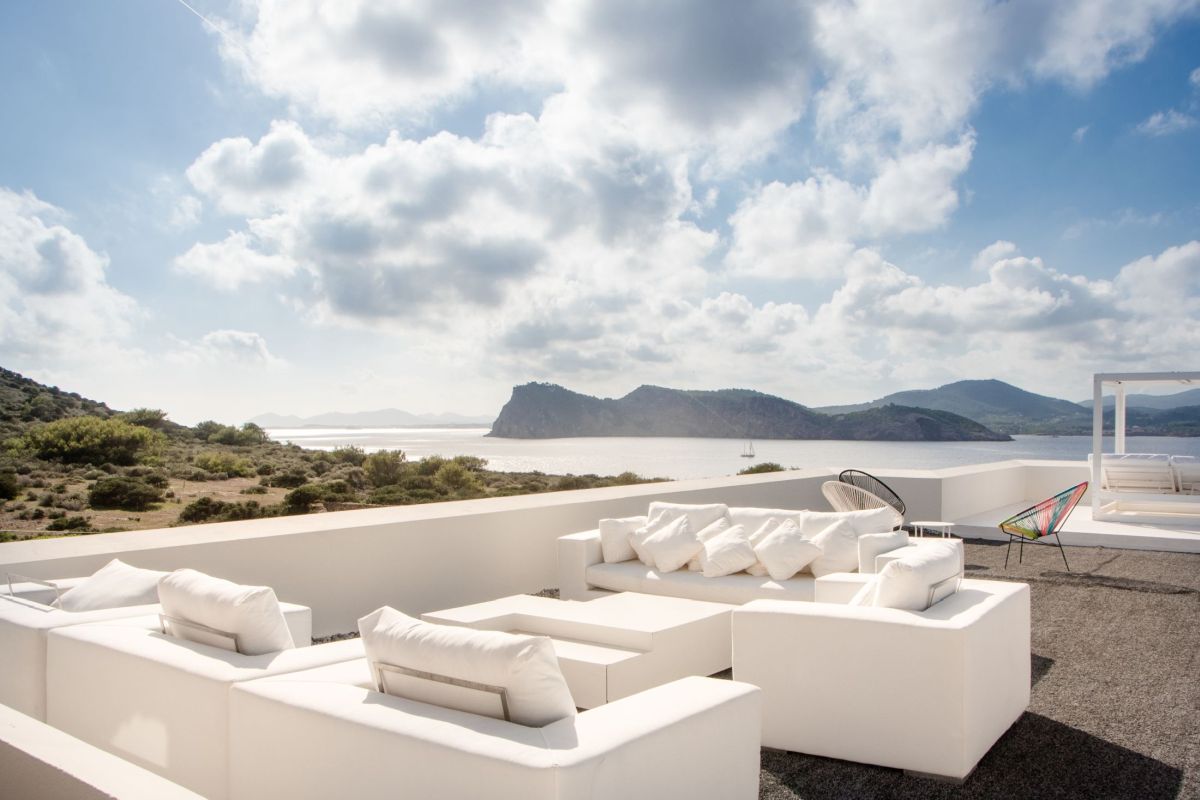 luxury villas North Ibiza, Ibiza luxury holiday, luxury holiday North Ibiza, Ibiza luxury villas