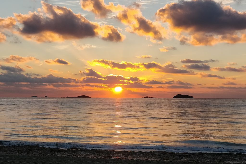 Benirras Beach sunset over the ocean