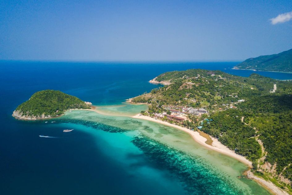 The Island of Koh Samui is an idyllic destination for a proposal. What a way to show your love than to propose on Koh Samui!